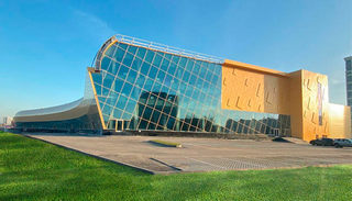 Europe's largest furniture center glazed with Pilkington glass